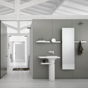 Vase espejo alto de baño